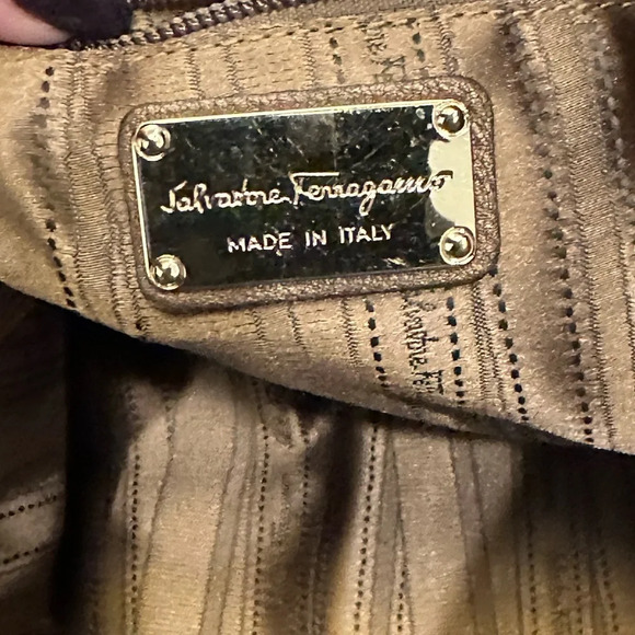 Gorgeous Rare Salvatore Ferragamo Bronze Metallic Leather Satchel NEW w/o Tags - Picture 9 of 12